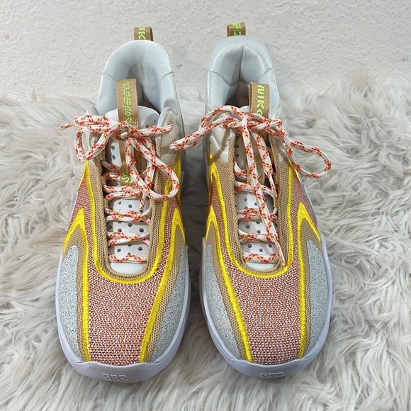 NIKE COSMIC UNITY 2 'BETTER US - OFF WHITE' SIZE 11 NEW - Picture 2 of 11